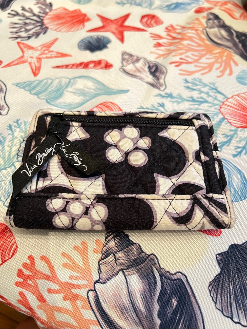 Vera Bradley Black and Cream Quilted Card Holder